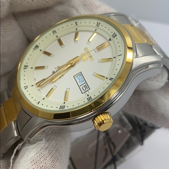 Seiko gold tone automatic day date watch SNKP14K1 - Picture 3 of 6